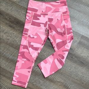 EUC Zyia pink camo leggings